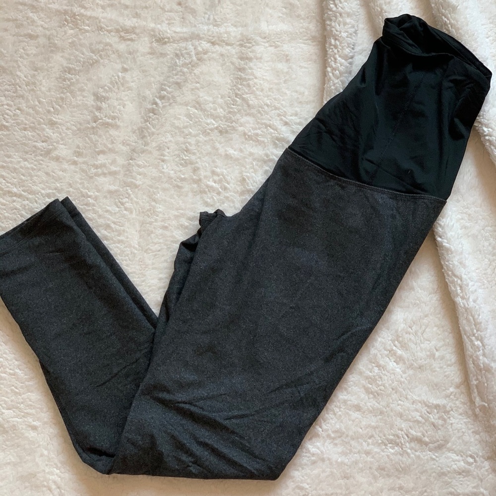 Maternity leggings